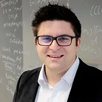 Prof.-Dr.-Dominique-Schröder